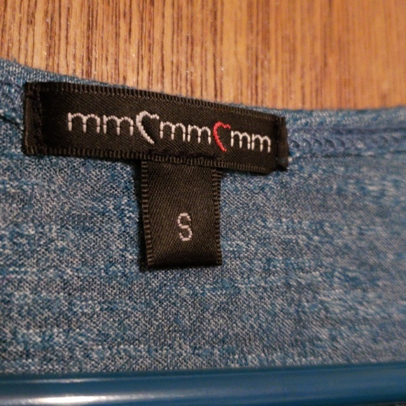 Juniors tshirt - Picture 2 of 3